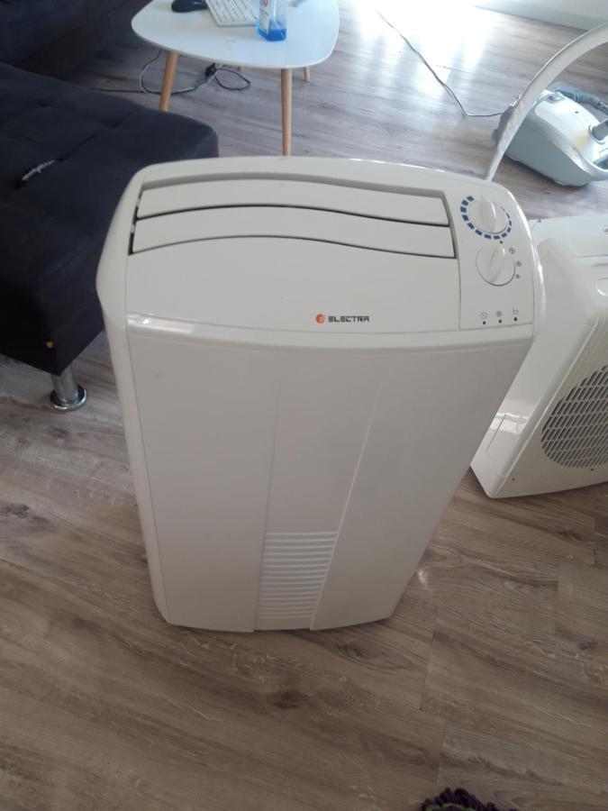 Appartement F1 Meuble 3 Personnes オーブナ エクステリア 写真