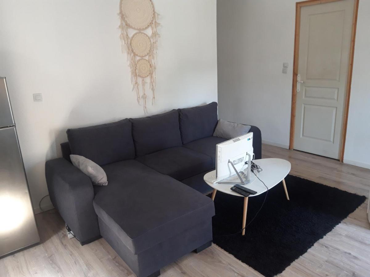 Appartement F1 Meuble 3 Personnes オーブナ エクステリア 写真
